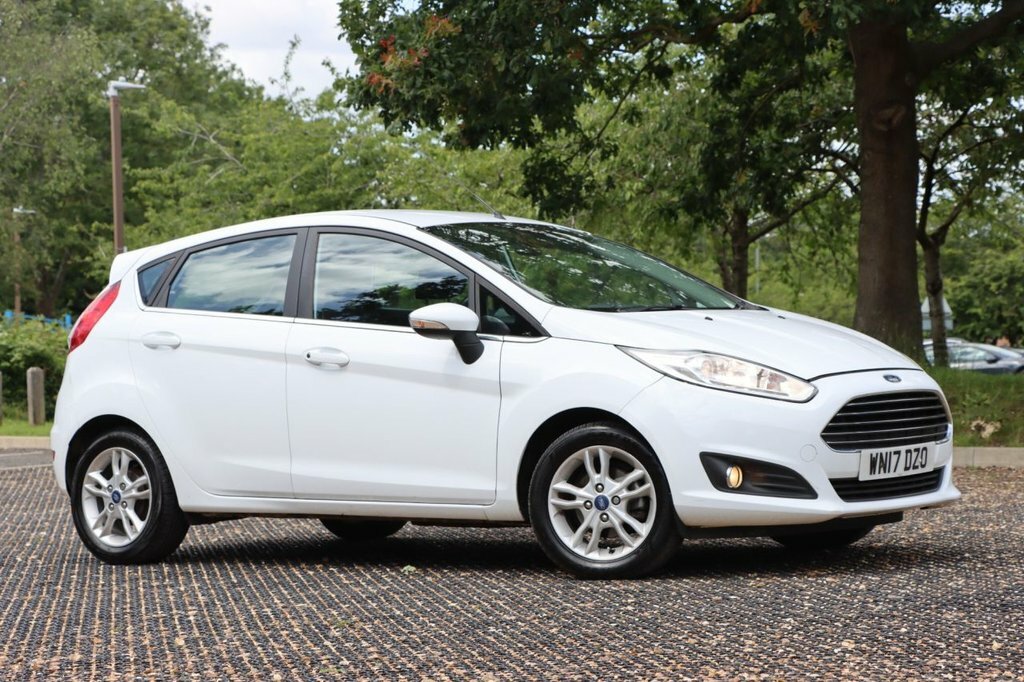 Ford Fiesta 1L Zetec WN17DZO White #3