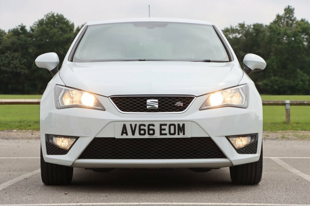 Seat Ibiza 1.2L Fr White #5