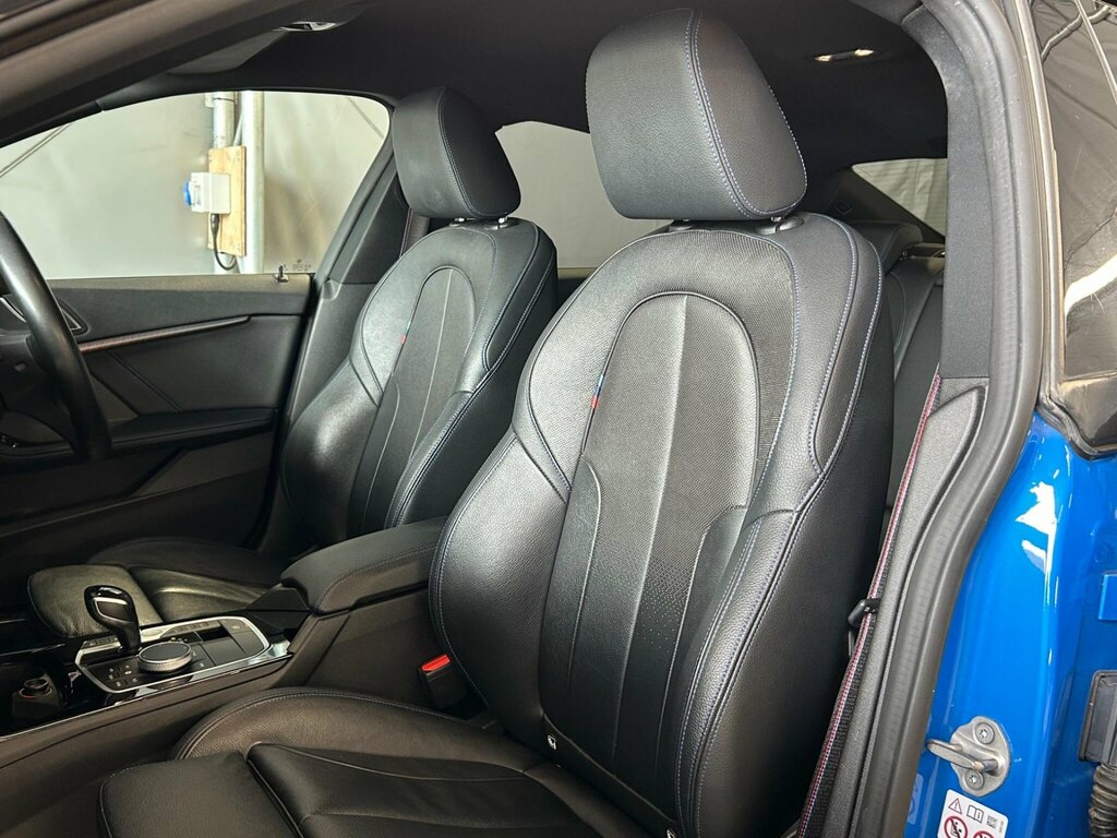 BMW 2 Series M Sport Black #32