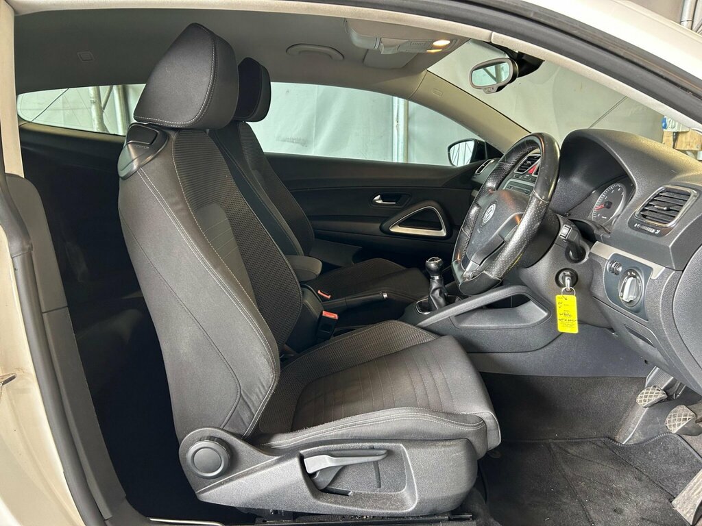 Volkswagen Scirocco Tsi Dsg 3-Door Red #12