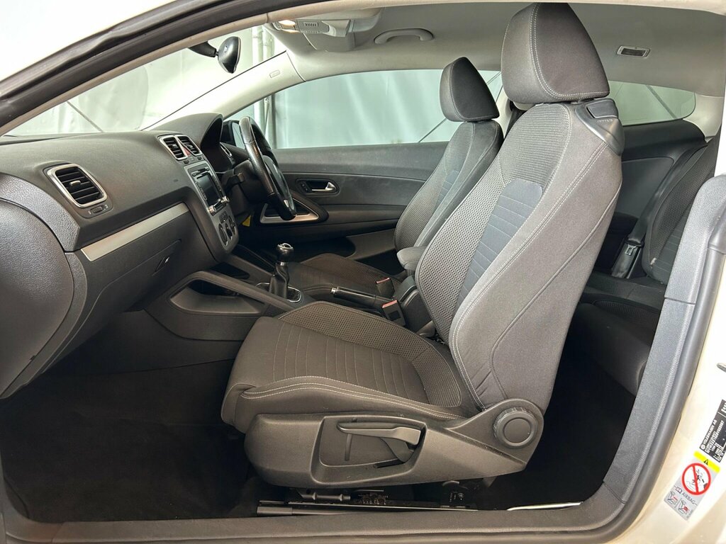 Volkswagen Scirocco Tsi Dsg 3-Door Red #19
