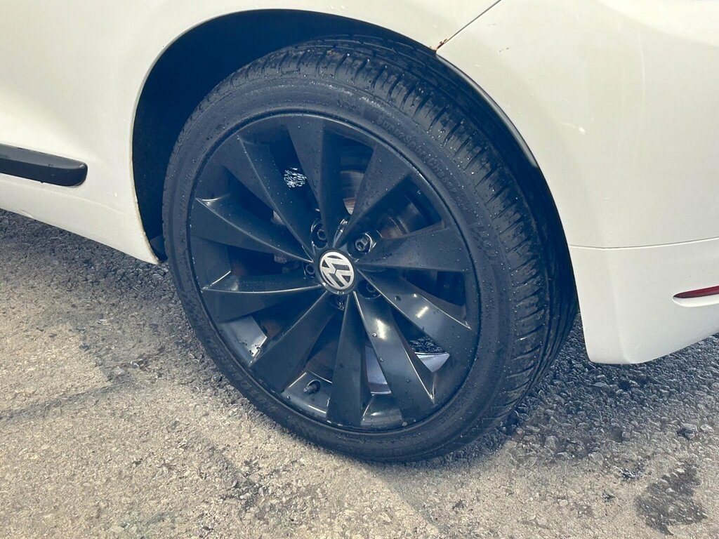 Volkswagen Scirocco Tsi Dsg 3-Door Red #31