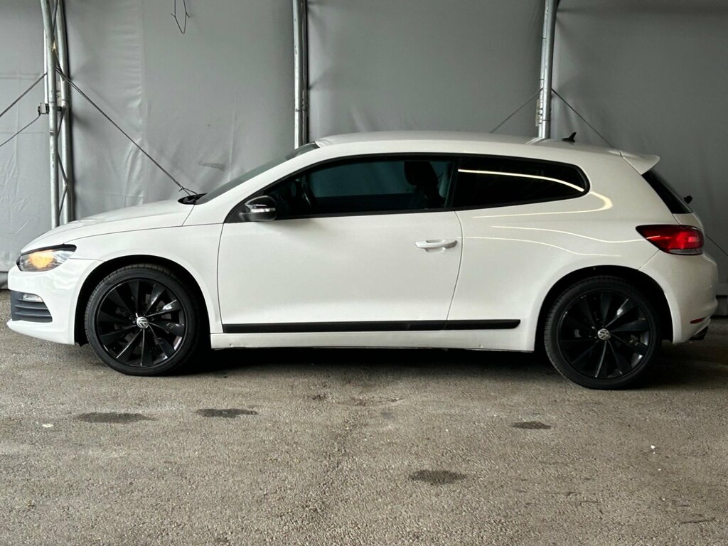 Volkswagen Scirocco Tsi Dsg 3-Door Red #8