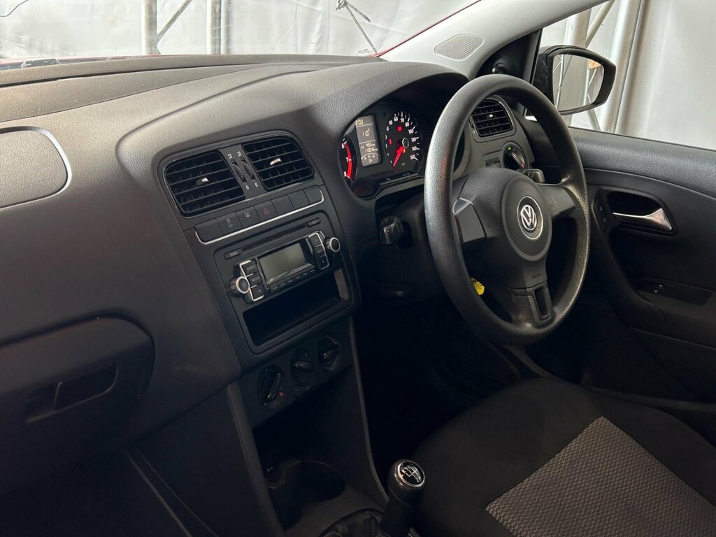 Volkswagen Polo 2010 1.4 Gti Dsg 177 Bhp White #25