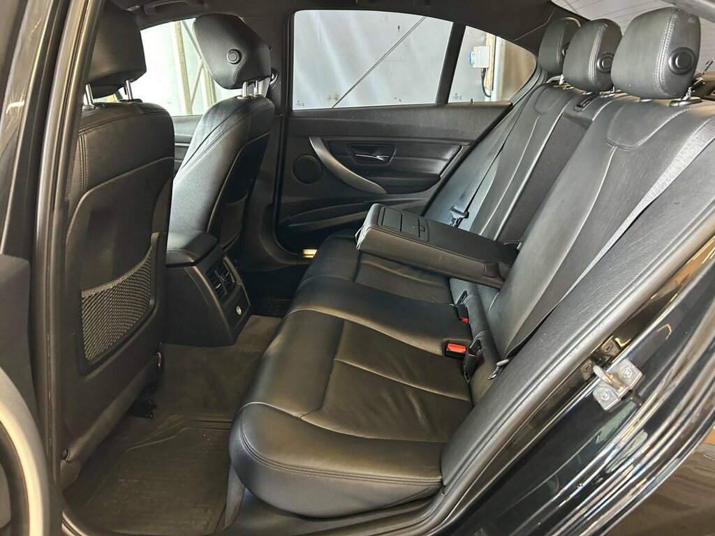 BMW 3 Series  Blue #22