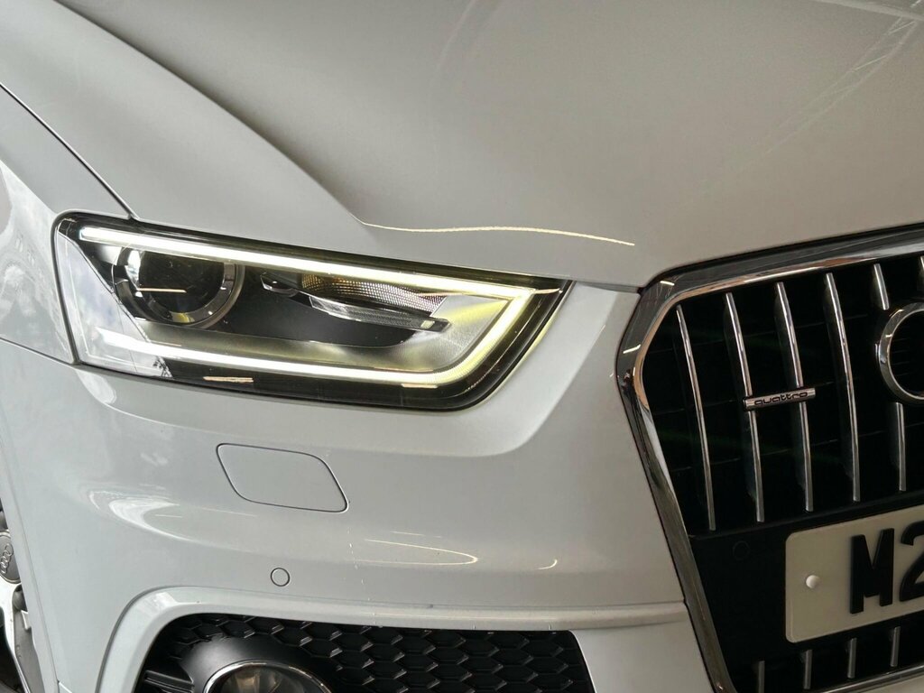 Audi Q3 Tfsi Se White #54