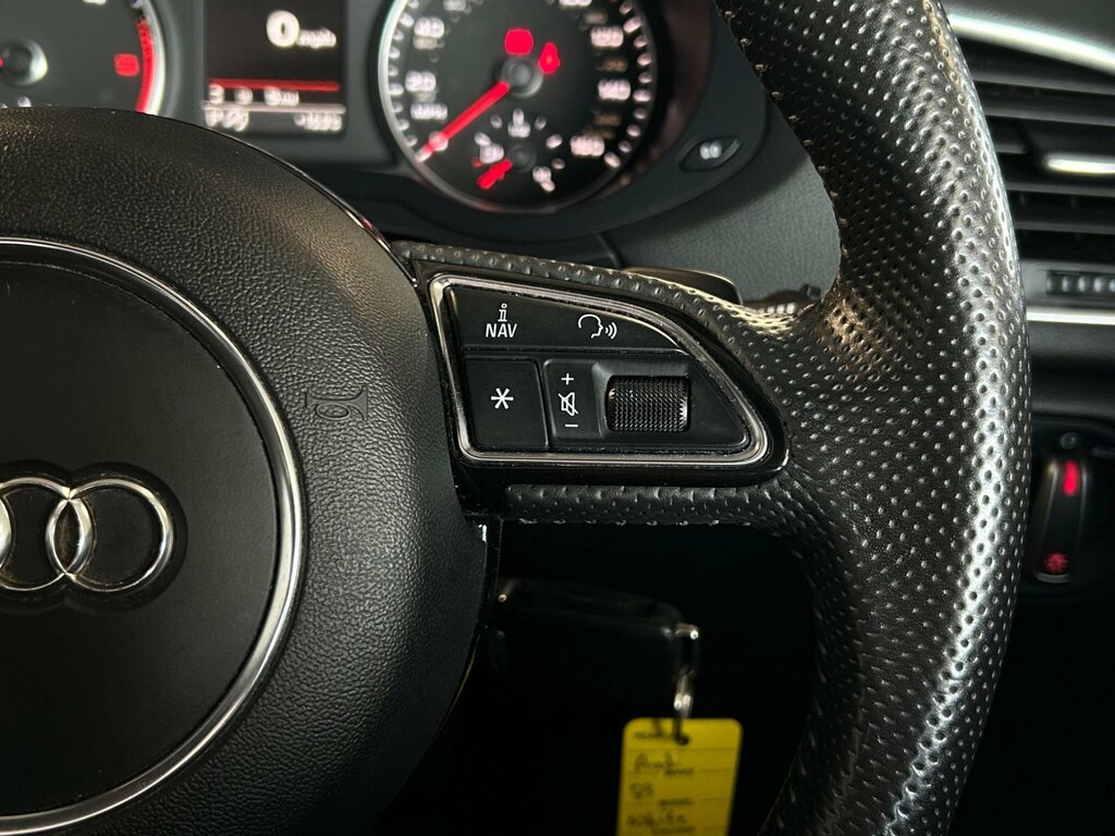 Audi Q3 Tfsi Se White #33