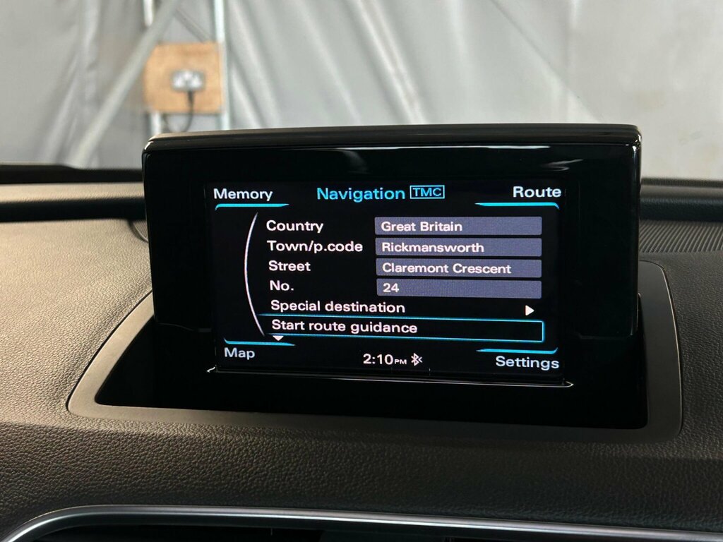 Audi Q3 Tfsi Se White #42