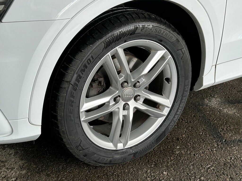 Audi Q3 Tfsi Se White #59