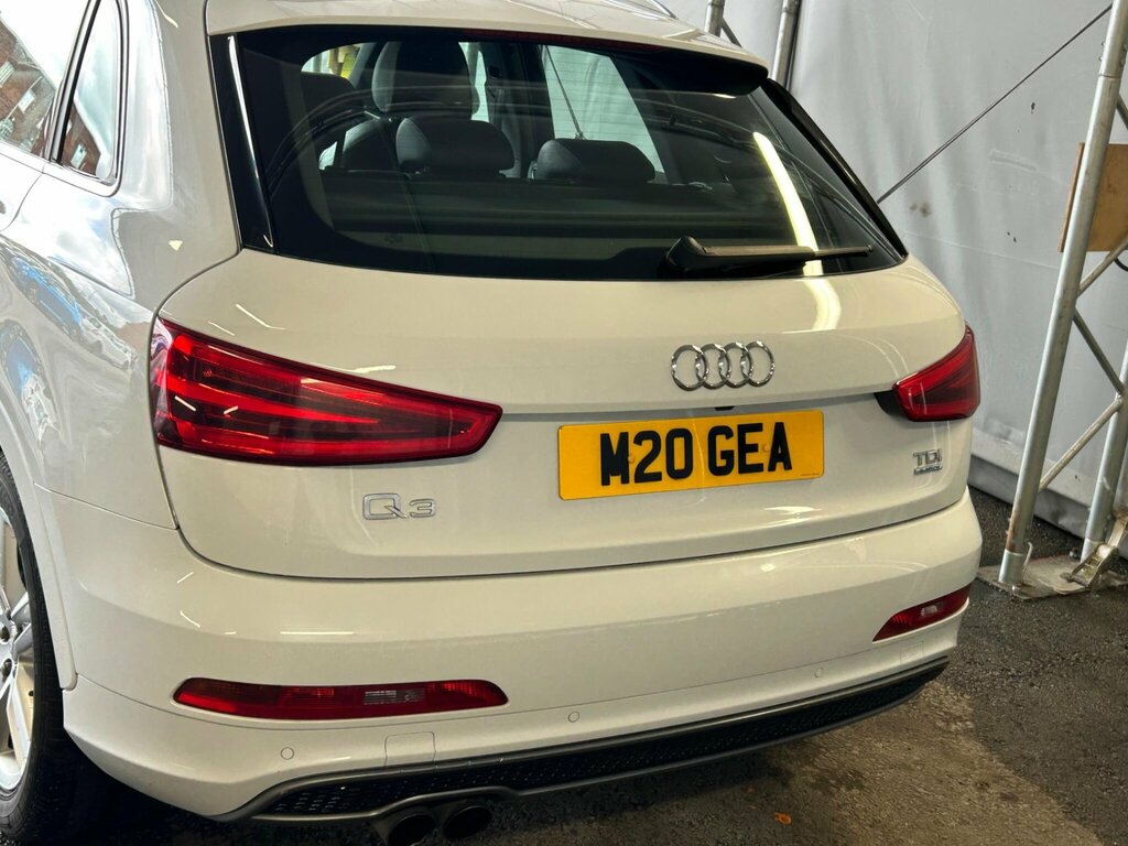 Audi Q3 Tfsi Se White #26