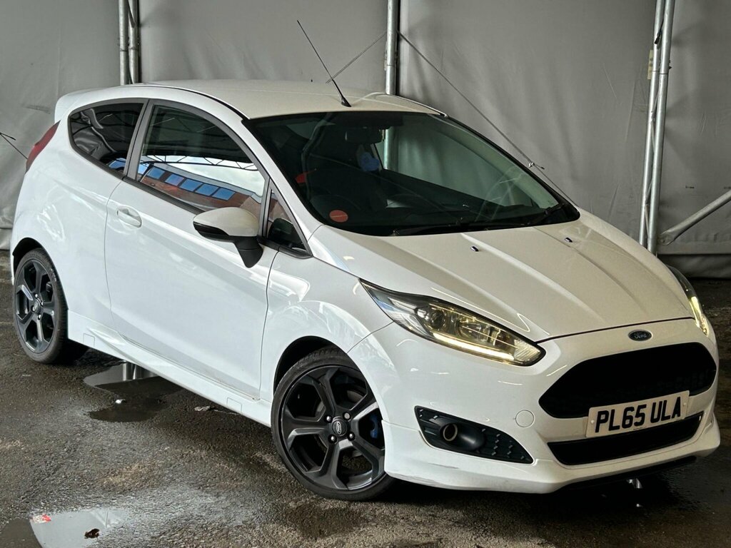 Ford Fiesta 1.0T Ecoboost Zetec S Euro 6 Ss White