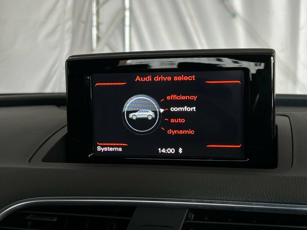 Audi Q3 S Line Edition Green #39