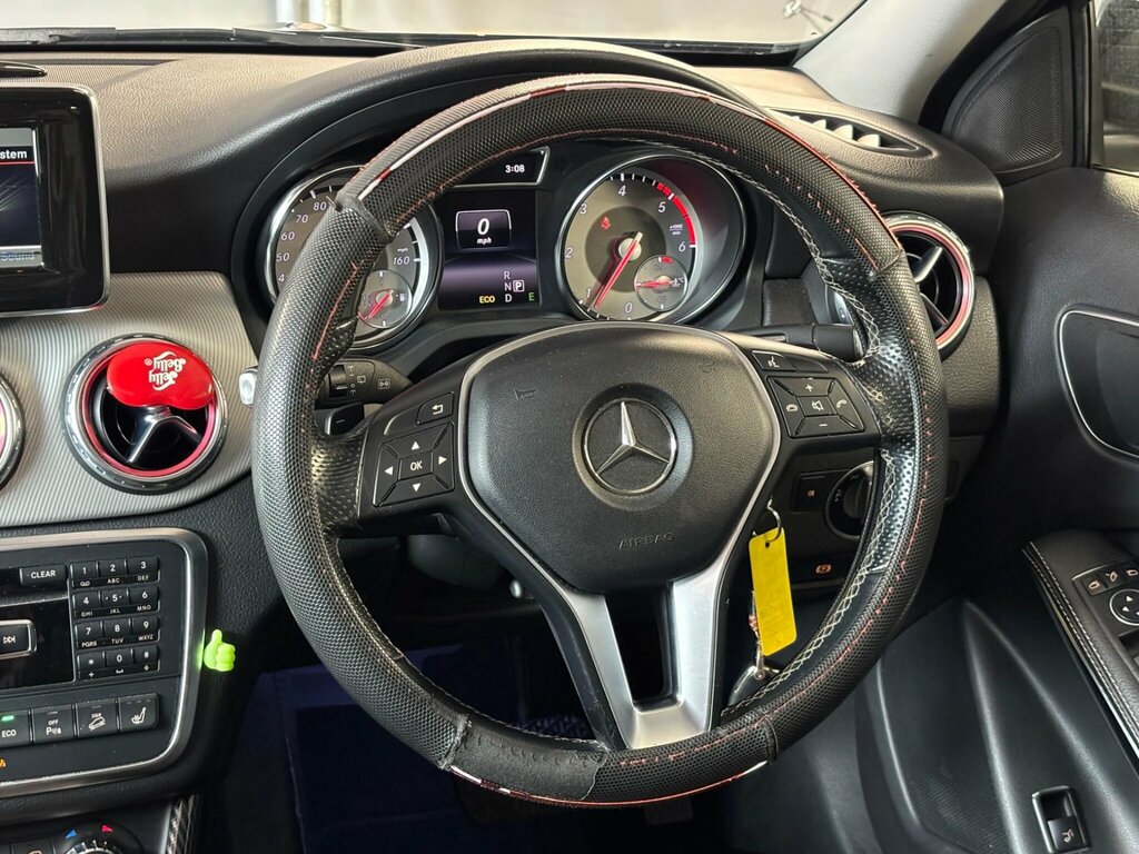 Mercedes-Benz GLA Class Gla200 Cdi Amg Line White #49