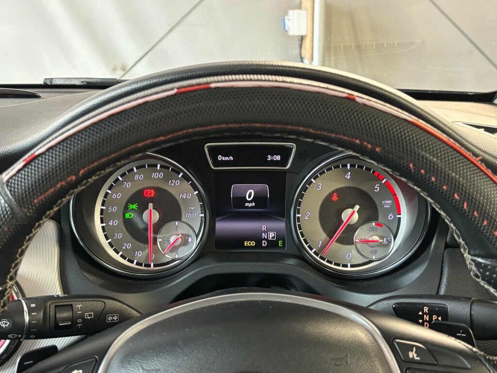 Mercedes-Benz GLA Class Gla200 Cdi Amg Line White #48