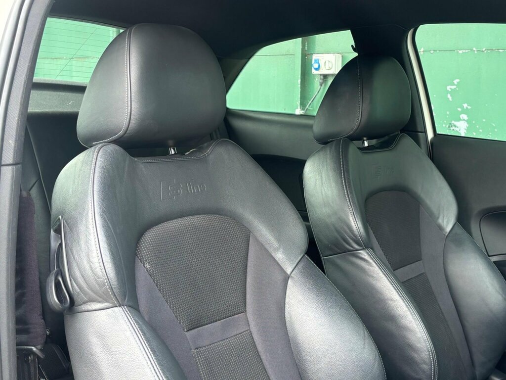 Audi A1 1.6 Tdi Se Zero Tax 74.3 Mpg Air Con 1 White #17