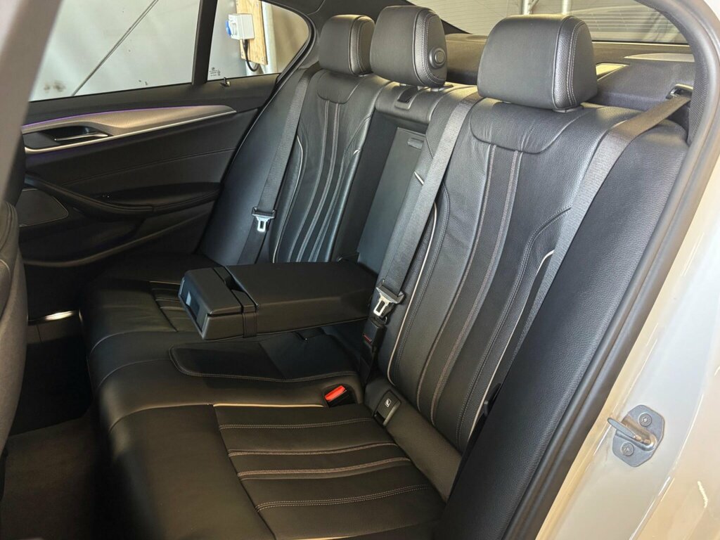 BMW 5 Series 3.0 540I Xdrive Black #25