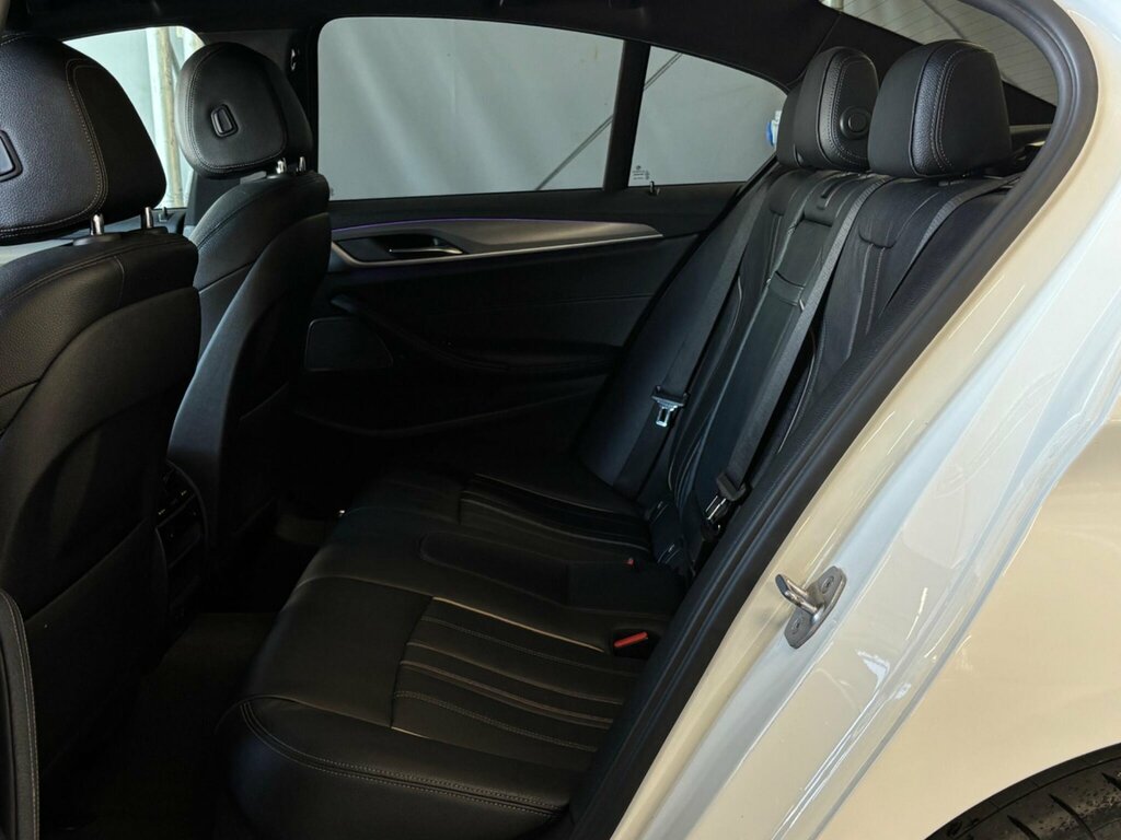 BMW 5 Series 3.0 540I Xdrive Black #26