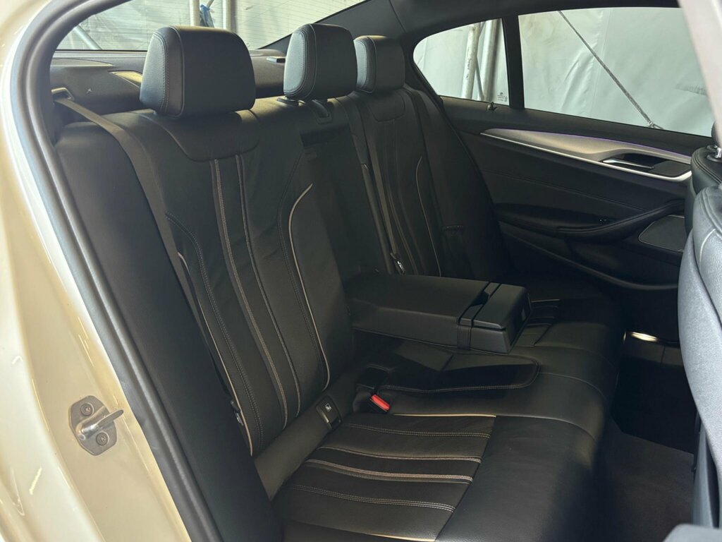 BMW 5 Series 3.0 540I Xdrive Black #23
