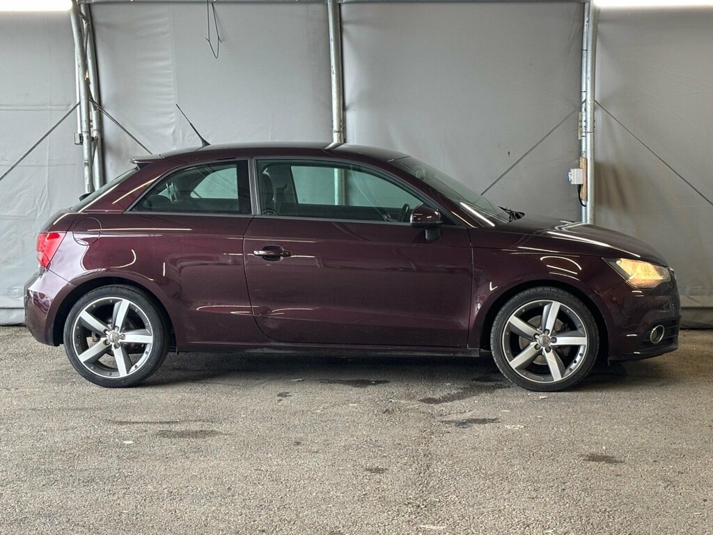 Audi A1 Hatchback 1.4 Red #8