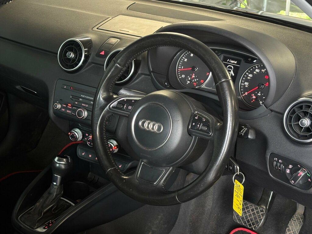 Audi A1 Hatchback 1.4 Red #12