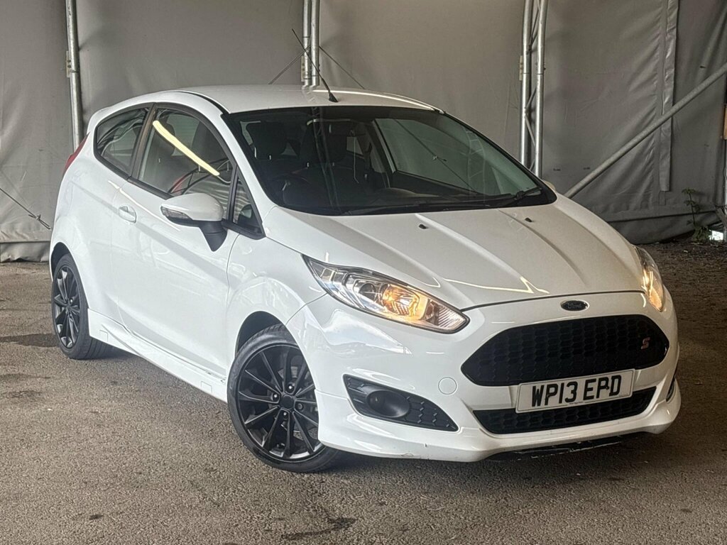 Ford Fiesta 1.0T Ecoboost Zetec S Euro 5 Ss White