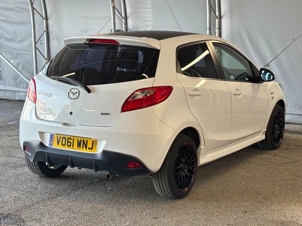 Mazda 2 1.3 Black Euro 5 White #6