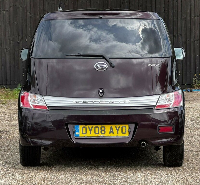 Daihatsu Materia 1.5 5dr Silver #12
