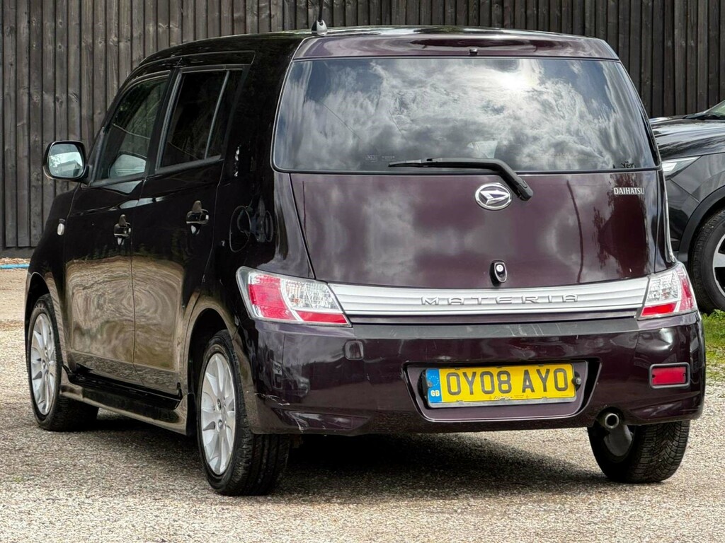 Daihatsu Materia 1.5 5dr Silver #19