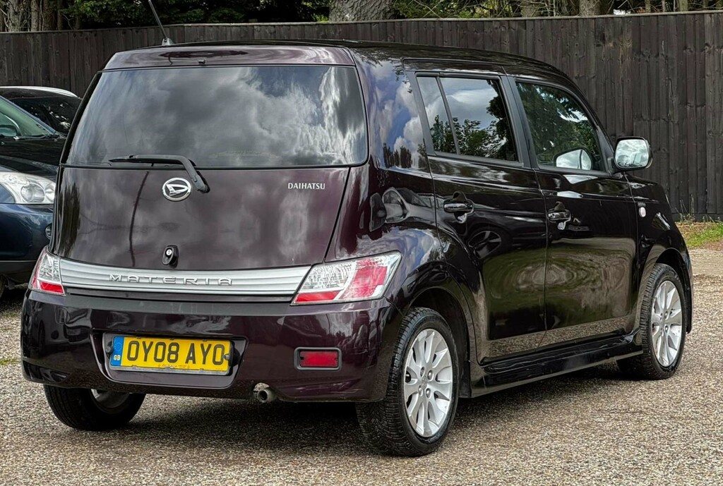 Daihatsu Materia 1.5 5dr Silver #14