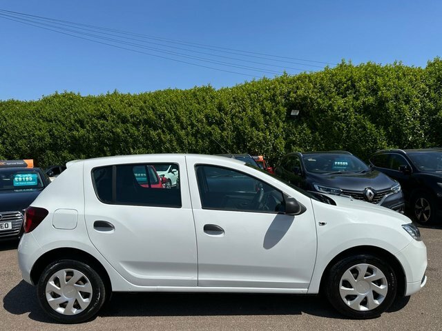 Dacia Sandero 2017 1.0 Sce Ambiance Hatchback KM67HFT White #2