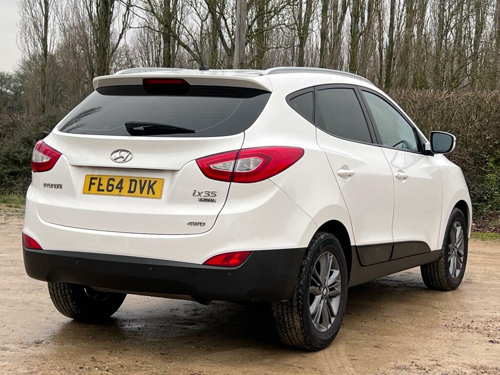 Hyundai Ix35 Crdi S Suv White #7