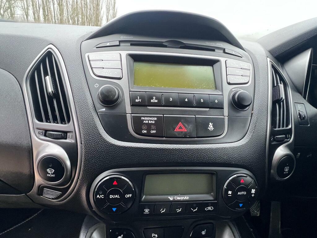 Hyundai Ix35 Crdi S Suv White #42