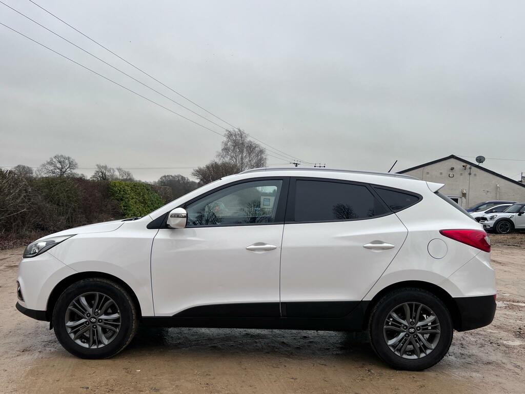 Hyundai Ix35 2.0 Crdi Se 4Wd Euro 5 White #4
