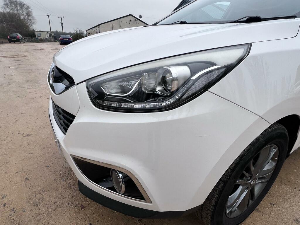 Hyundai Ix35 Crdi S Suv White #46