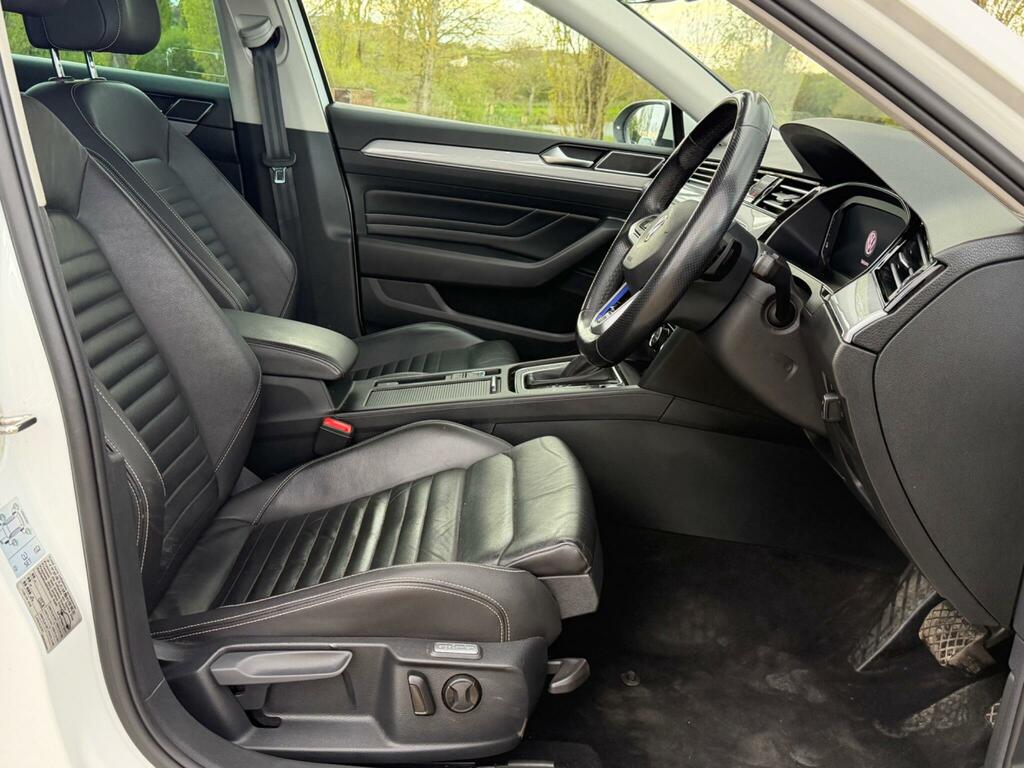Volkswagen Passat 2019 Volkswagen Passat R-line 2.0 Tdi 150Ps Silver #12