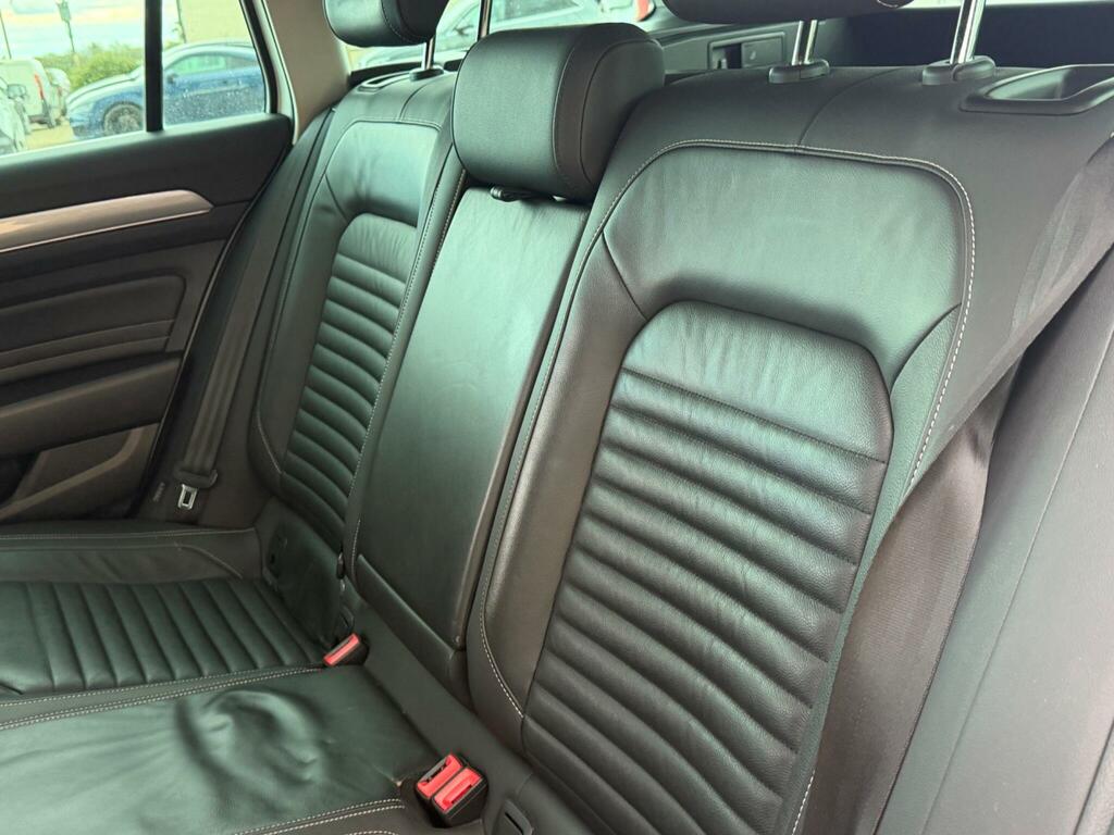 Volkswagen Passat 2019 Volkswagen Passat R-line 2.0 Tdi 150Ps Silver #37