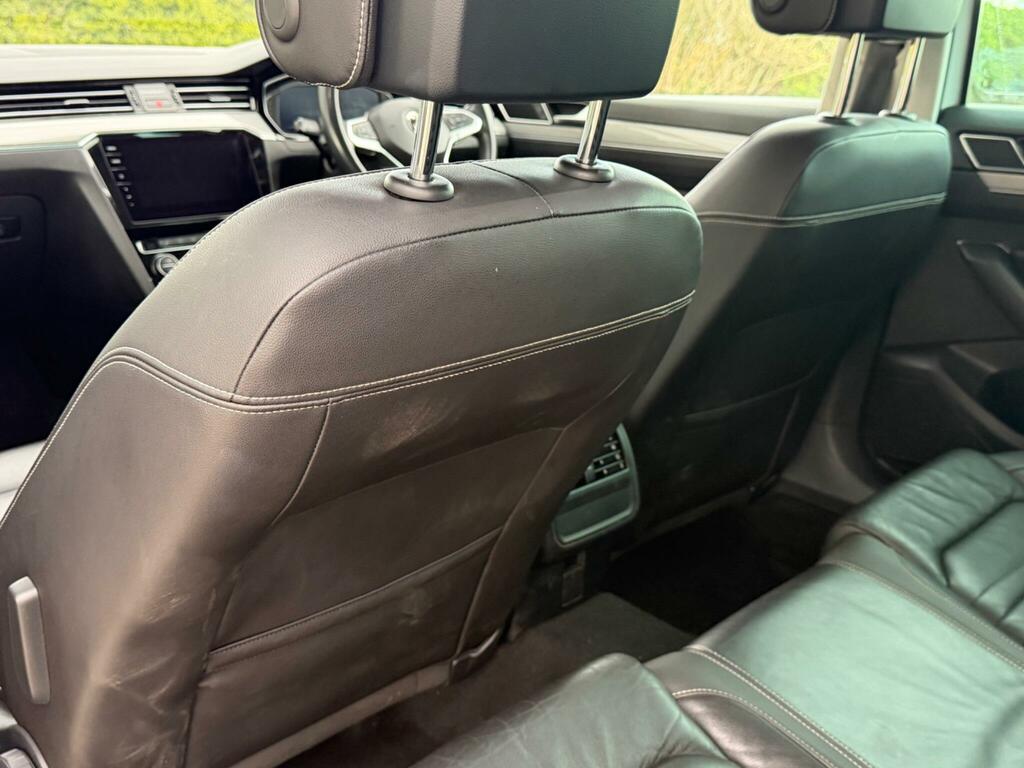 Volkswagen Passat 2019 Volkswagen Passat R-line 2.0 Tdi 150Ps Silver #38