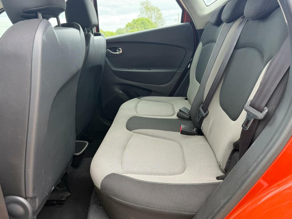 Renault Captur Hatchback Brown #33