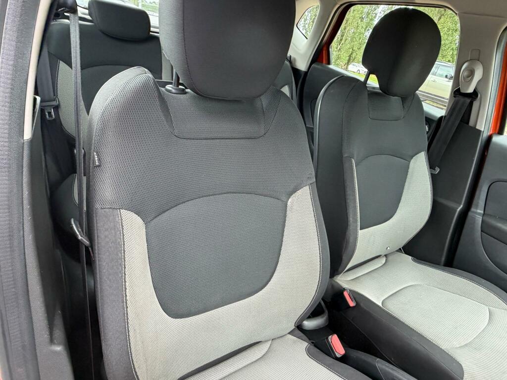 Renault Captur Hatchback Brown #17