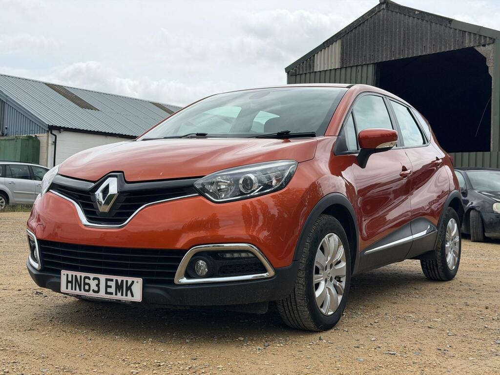 Renault Captur Hatchback Brown #44