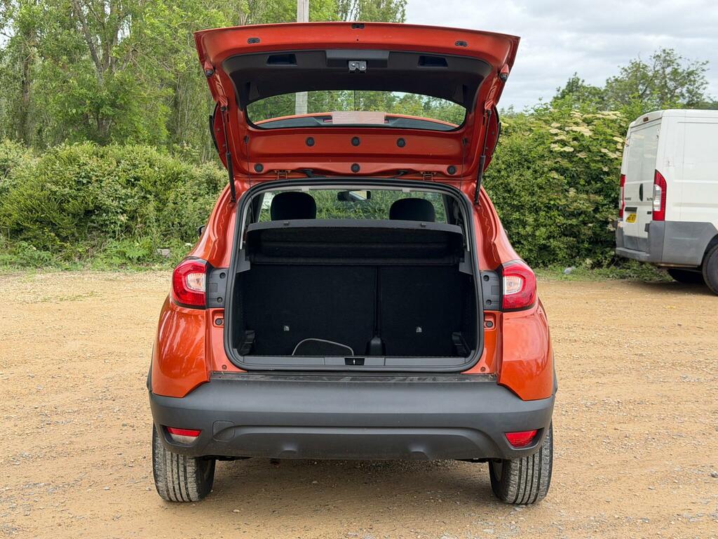 Renault Captur Hatchback Brown #25