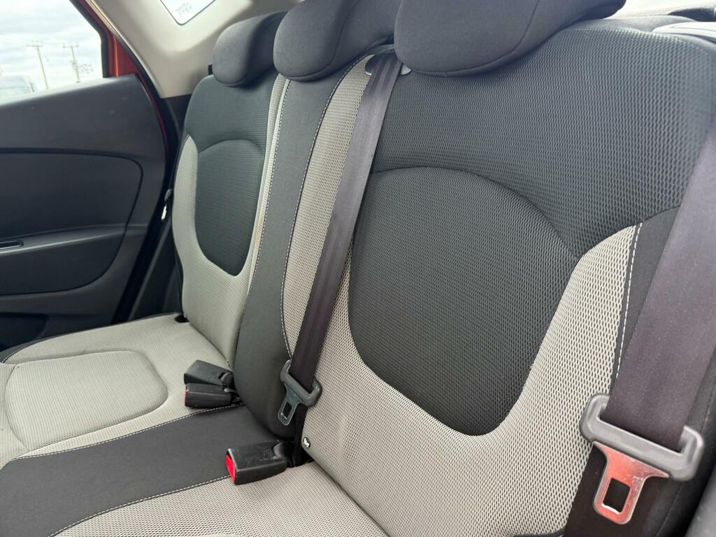 Renault Captur Hatchback Brown #34