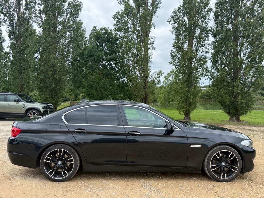 BMW 5 Series 2L Se Blue #9