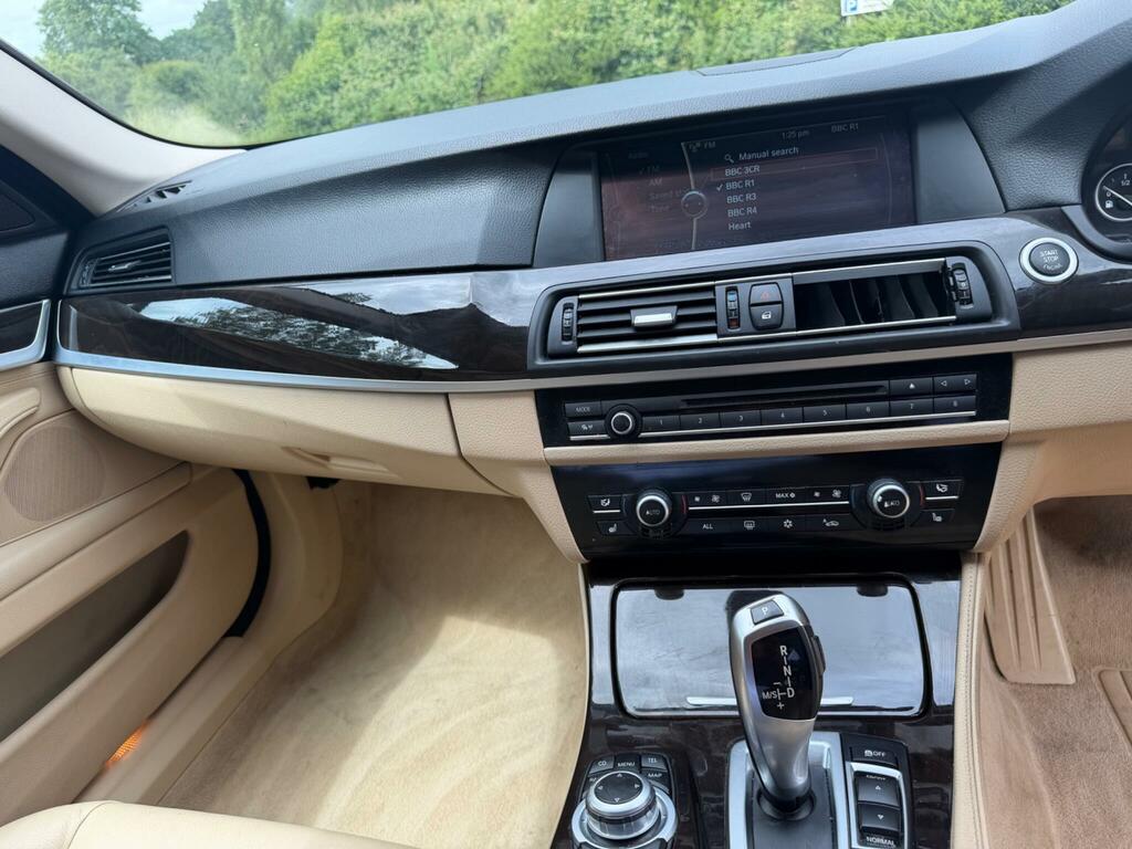 BMW 5 Series 2L Se Blue #16