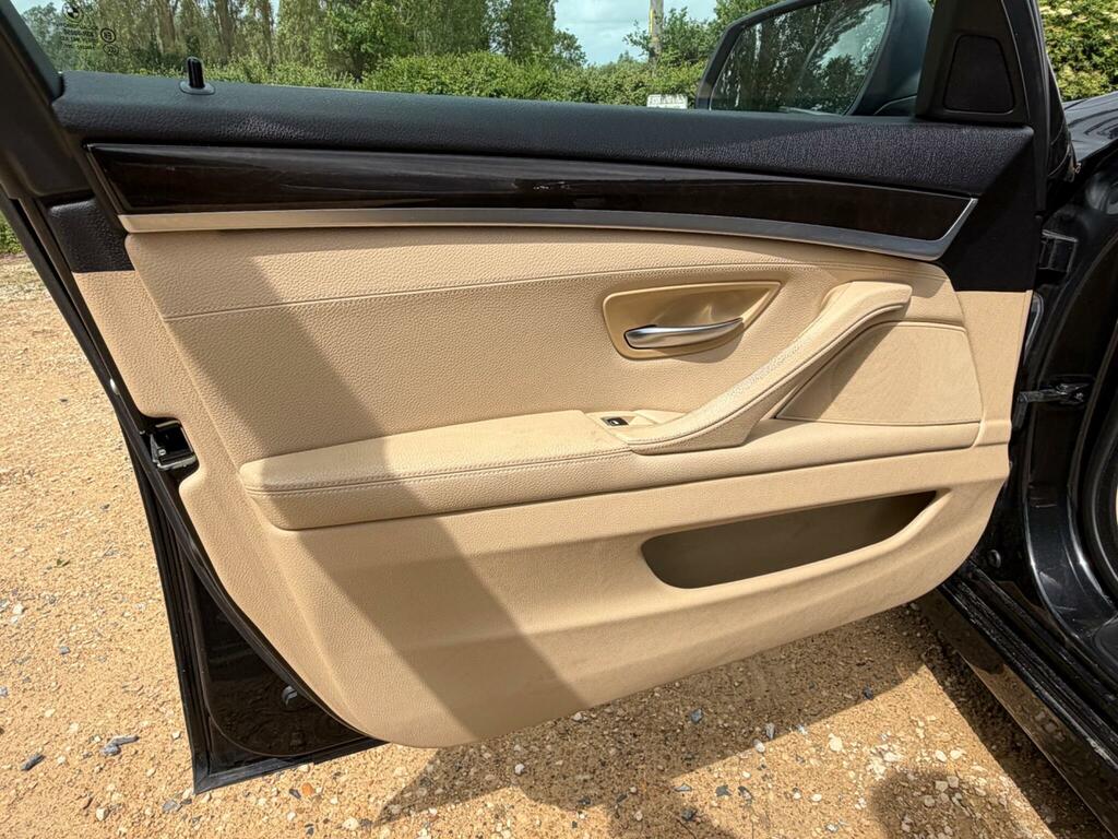 BMW 5 Series 2L Se Blue #42