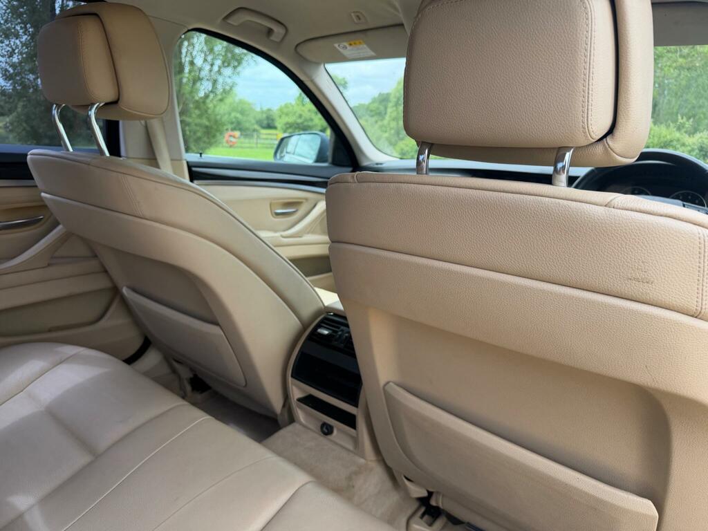 BMW 5 Series 2L Se Blue #23