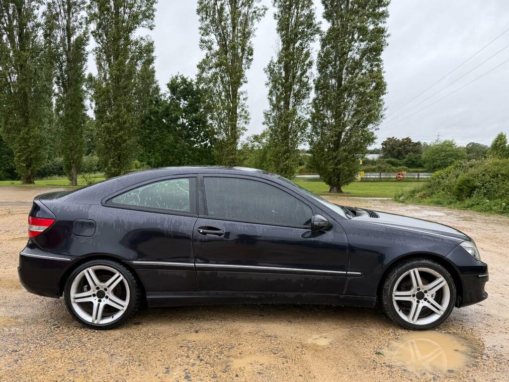 Mercedes-Benz CLC Class Class Black #8