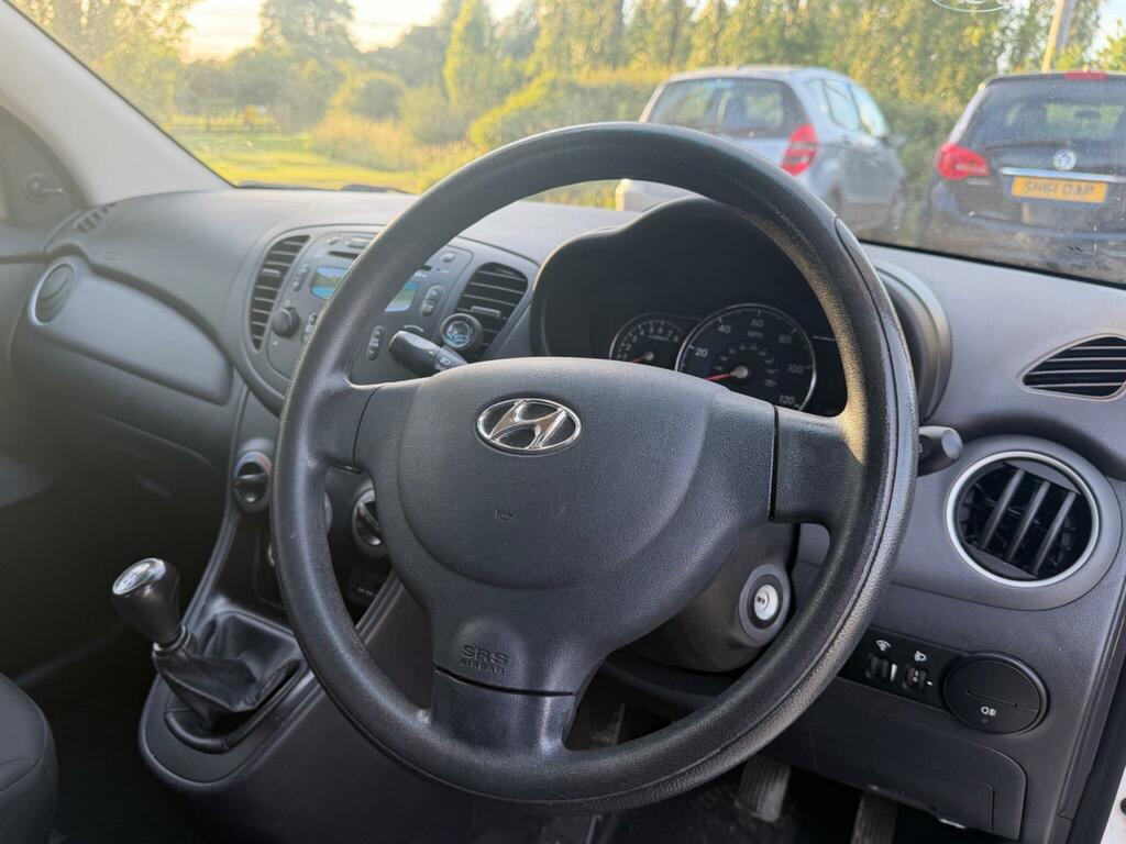Hyundai I10 Hatchback 1.2 Active 201363 Silver #14