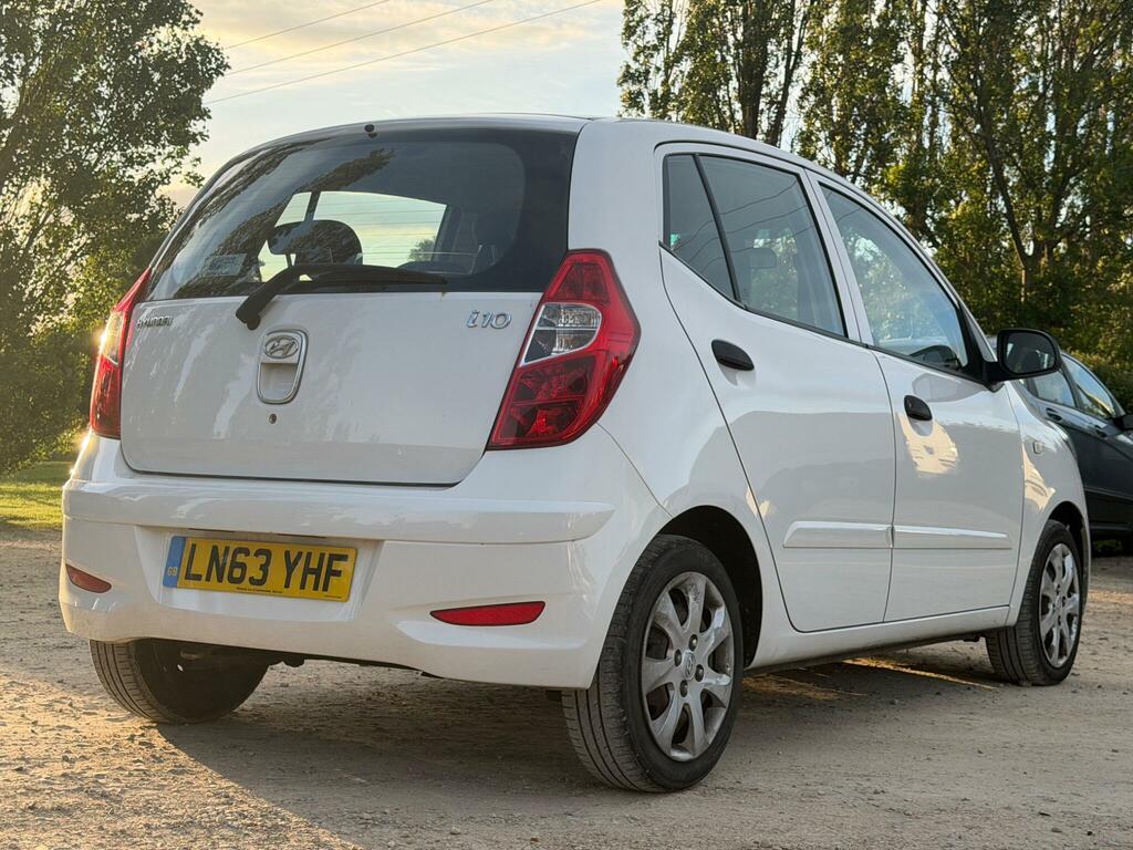 Hyundai I10 Hatchback 1.2 Active 201363 Silver #25