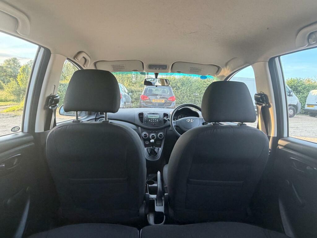 Hyundai I10 Hatchback 1.2 Active 201363 Silver #28